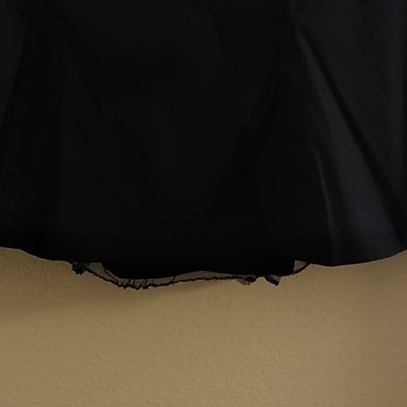 Skirt suit - Picture 2 of 6